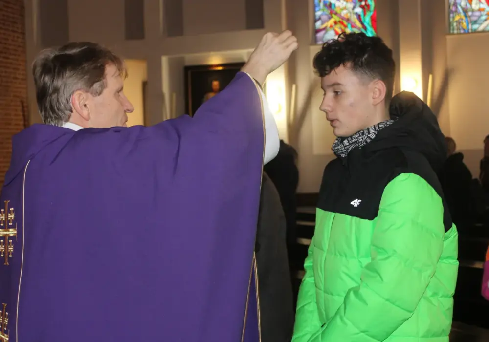 Symbolika popiołu: znaczenie w kulturze, religii i tradycji