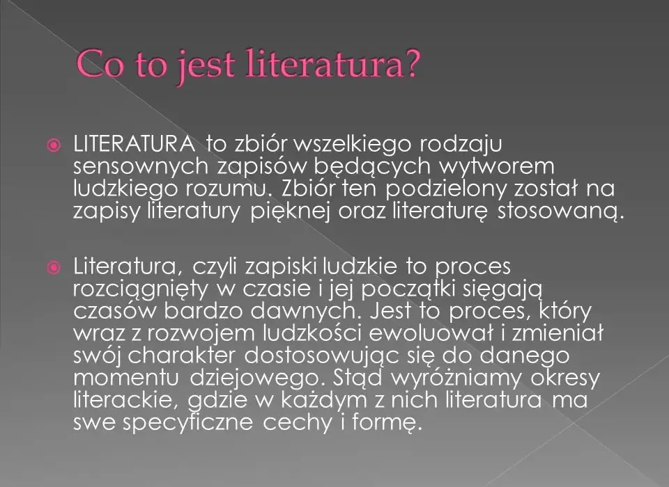 Co to literatura? Zrozumienie jej znaczenia i różnorodności form