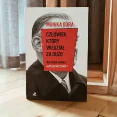 Człowiek który wiedział za dużo - fascynująca książka pełna tajemnic